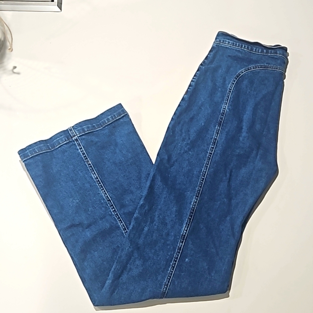REVICE High-Rise Wide Leg Jeans in Medium Blue